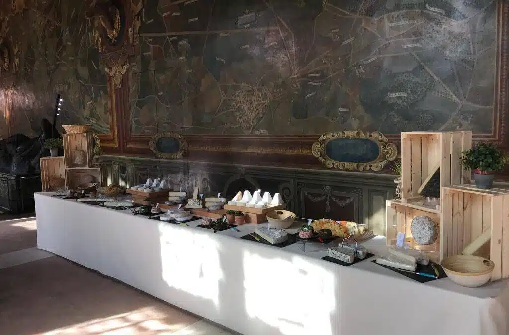 Bar à Fromages pour Mariage : Une Idée Originale et Savoureuse